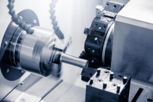 Frezowanie CNC – czym różni się od tradycyjnego?